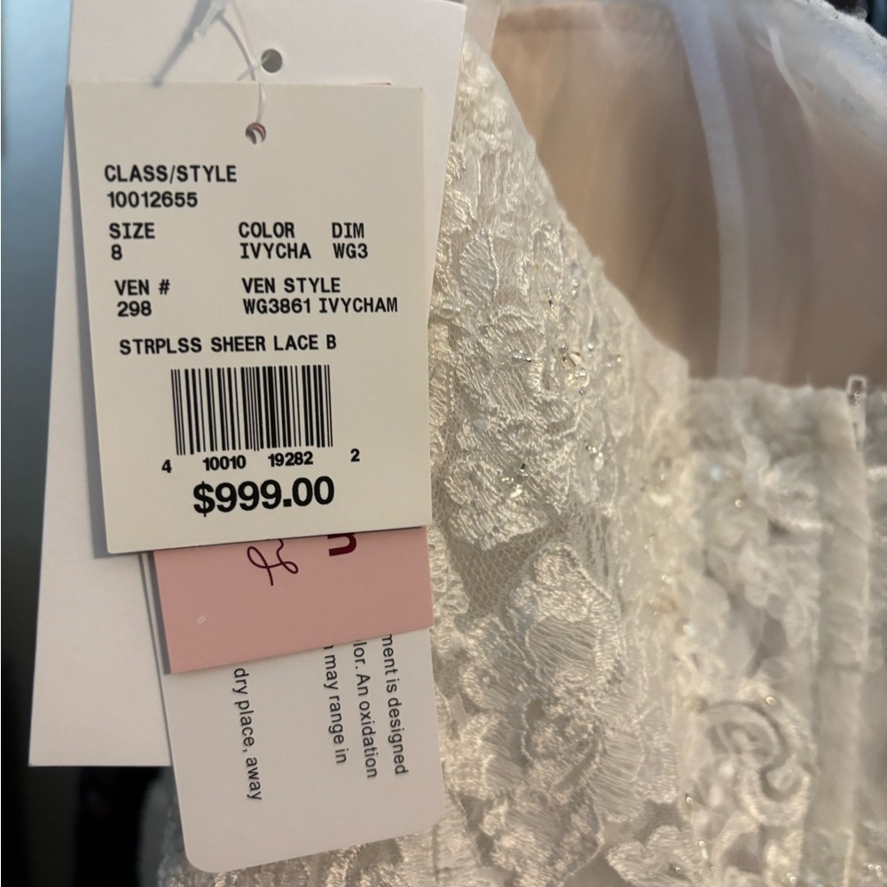 David's Bridal Cream Strapless Sleeveless Wedding Gown - Picture 7 of 8